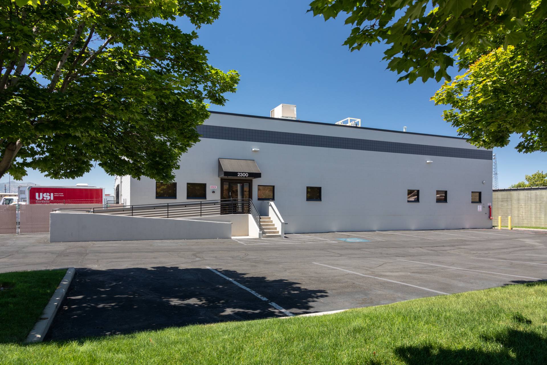 2300S-600W-2_original